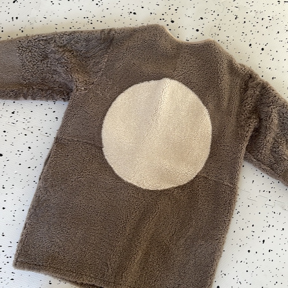 Cozy Oversized Sherpa Jacket with Cream Circle - Women's Leather Jackets - Picture 5 of 11